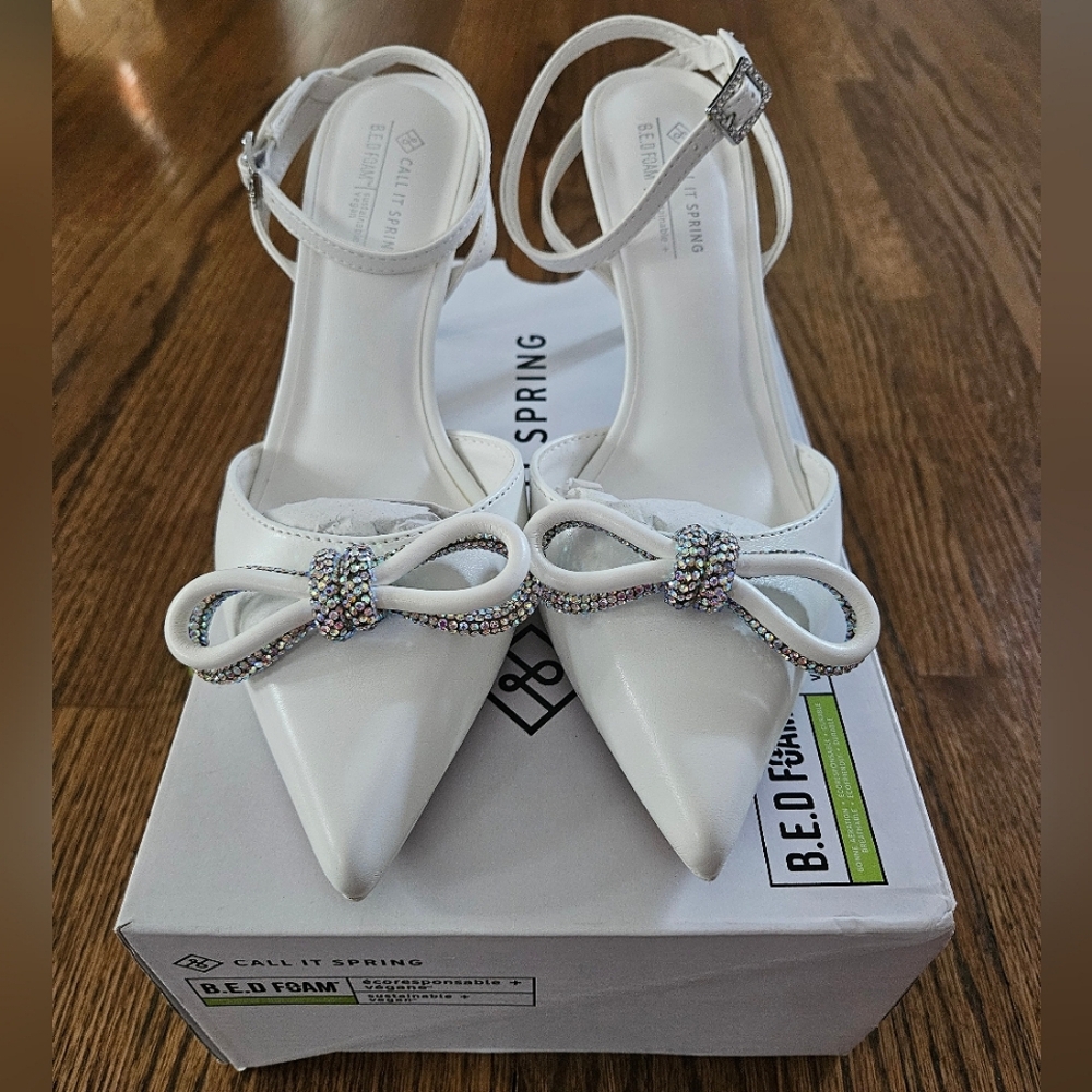 Call It Spring Alyssia White Heel - Picture 1 of 10